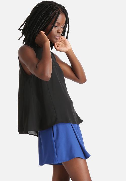 Vero Moda - Hip High Neck Top