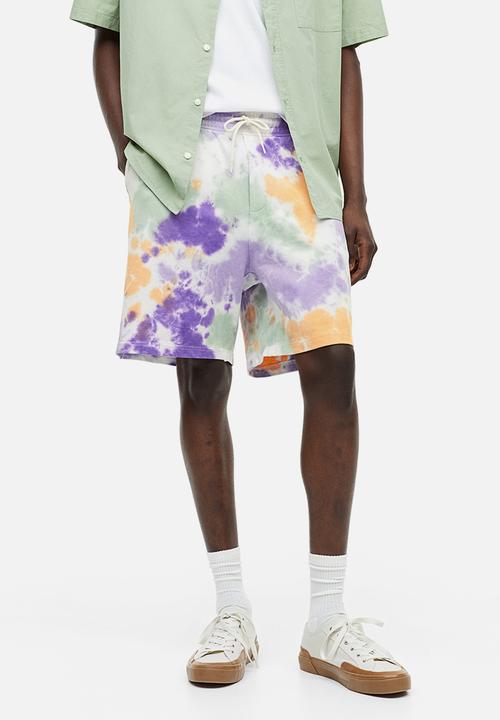 H&M - Relaxed fit printed sweatshorts - white patterned 