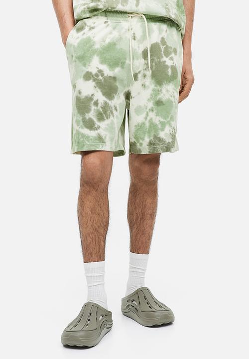 H&M - Relaxed fit printed sweatshorts - khaki green tie dye