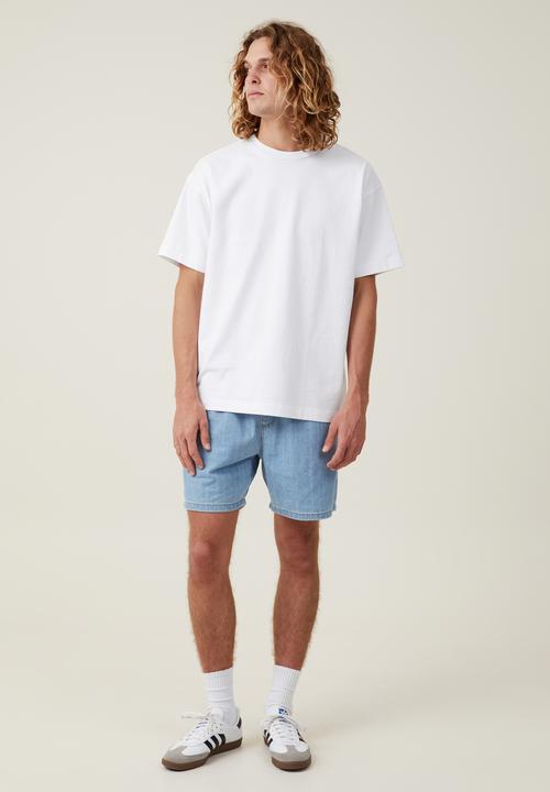 Cotton On - Easy short - light stone wash 