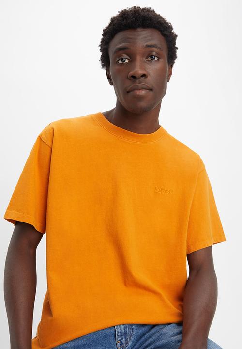Levi’s® - Red tab vintage tee za - desert sun garmen