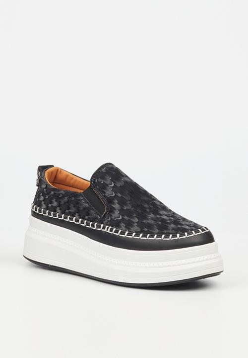 Butterfly Feet - Senhora11 platform sneaker - black