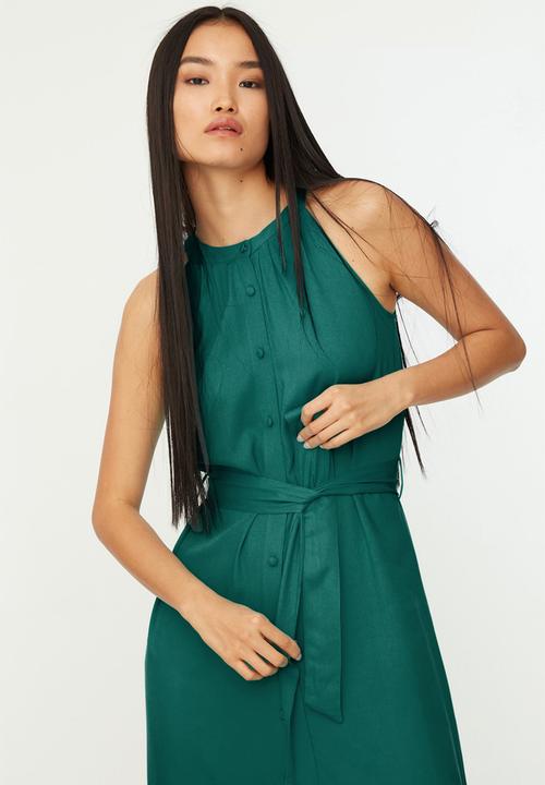 Trendyol - Sleeveless halter neck midi dress - green