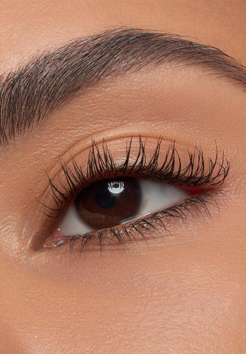 essence - Lash without limits extreme lengthening & volume mascara 01