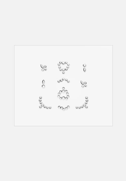 essence - 3D Nail Jewels 02 