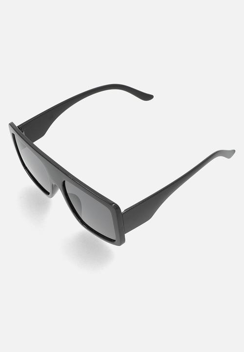 Superbalist - Dallas oversized sunglasses - black