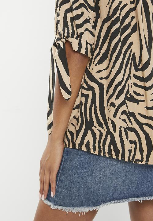 HAILYS - 1/2 Sleeve t-shirt - beige zebra