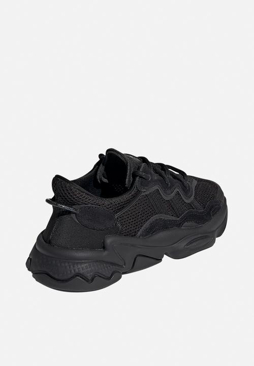 adidas Originals - Ozweego J - core black/core black/trace grey met.
