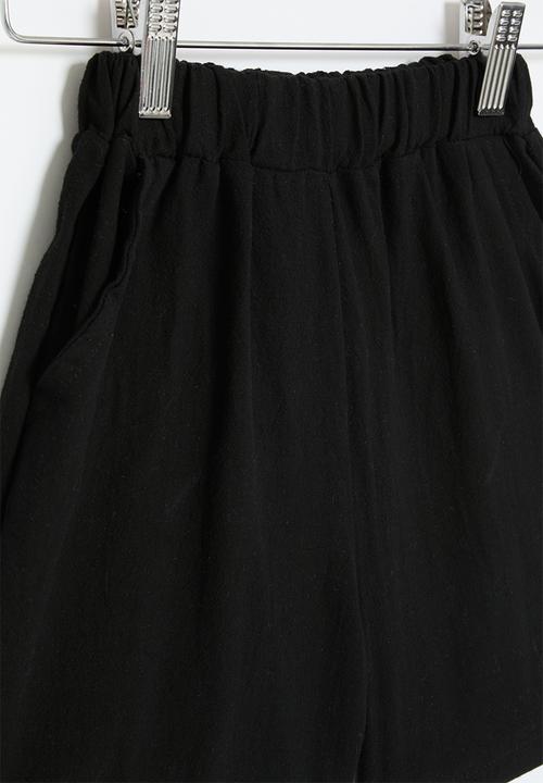 Pop Candy -  Textured shorts - black