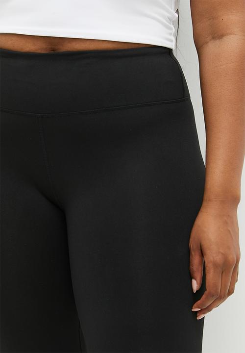 Cotton On - Plus active core capri tight - core black