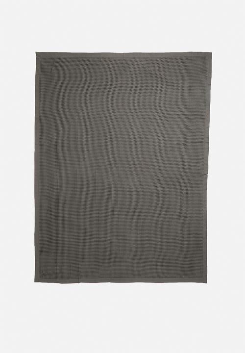Hertex Haus - Honeycomb turkish cotton throw - onyx