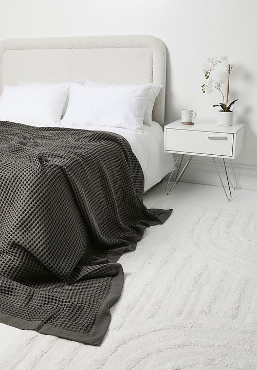 Hertex Haus - Honeycomb turkish cotton throw - onyx