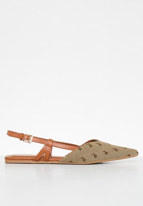 POLO - Pointy slingback monogram - tan