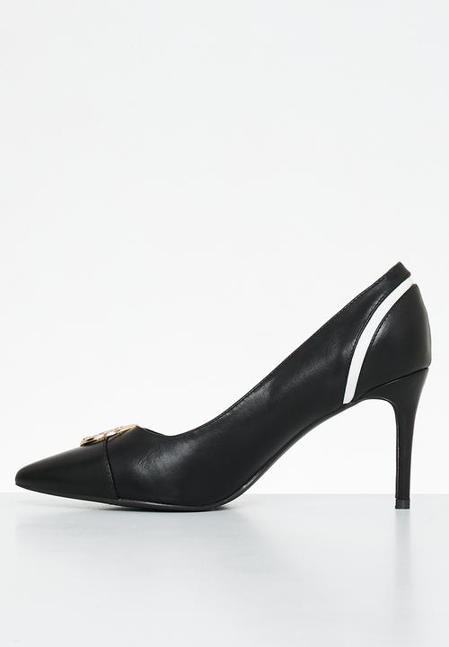 POLO - Toe cap circle trim pointy stiletto - black