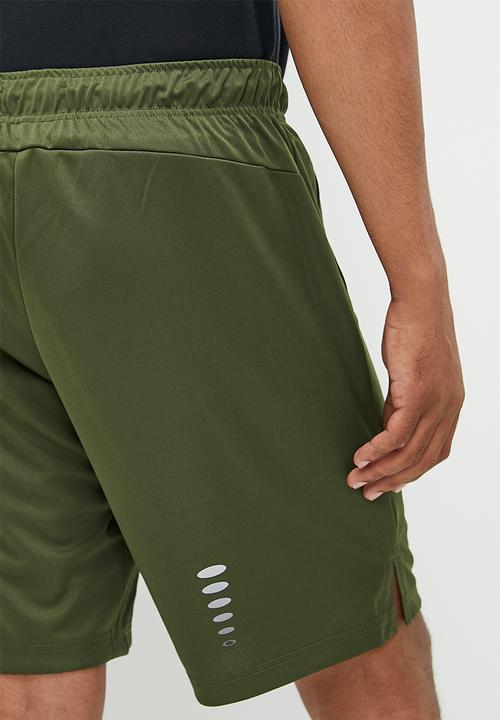 Oakley - Foundational 9 short 3.0 - duck egg