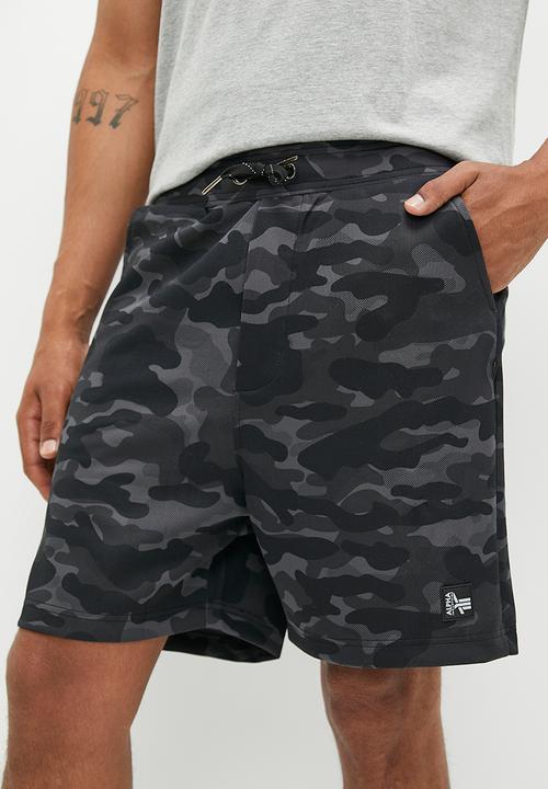 Alpha Industries - Ai poly short - camo