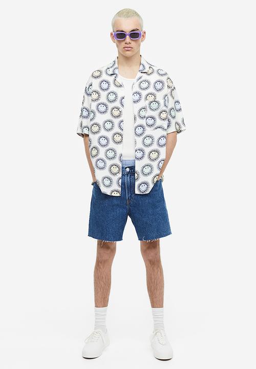 H&M - Relaxed fit patterned resort shirt - white suns 