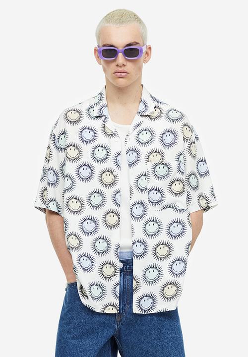 H&M - Relaxed fit patterned resort shirt - white suns 