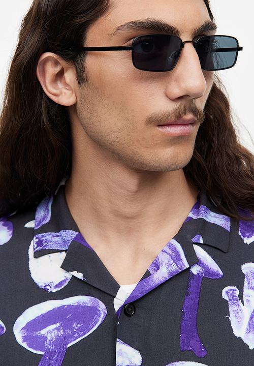 H&M - Relaxed fit patterned resort shirt - dark purple mushrooms