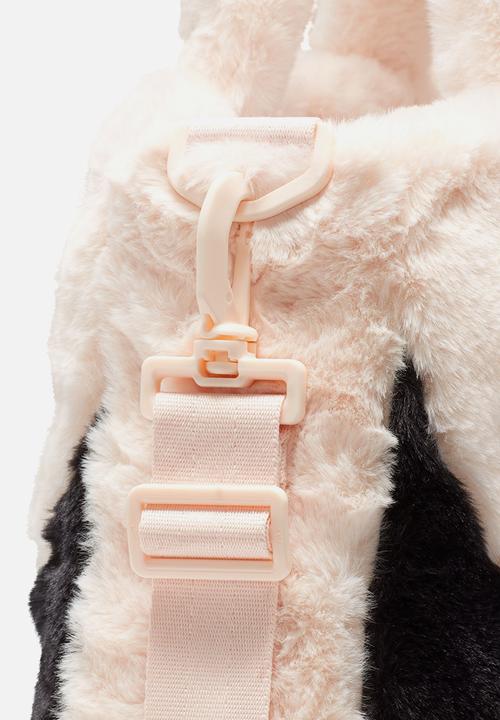 Nike - Sportswear top handle bag - guava ice / black