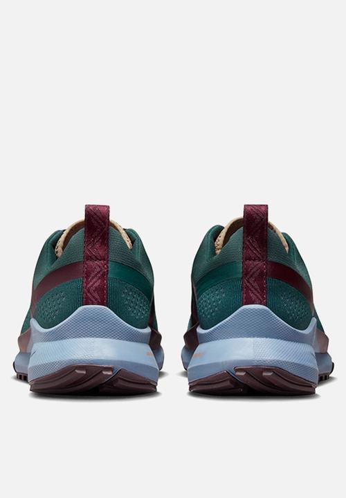 Nike - Pegasus Trail 4