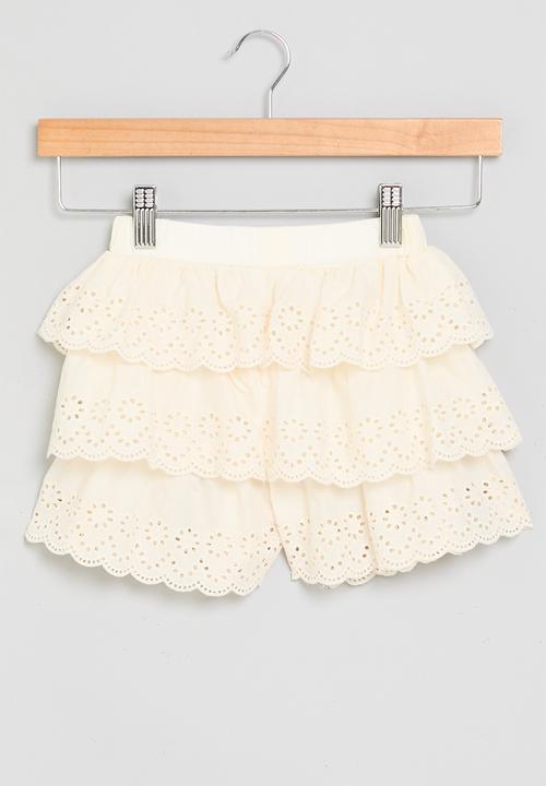 Pop Candy - Anglaise shorts - ecru