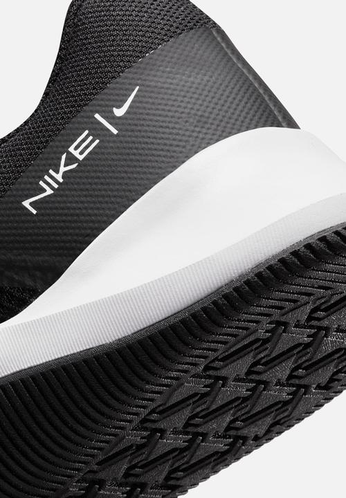 Nike - M nike mc trainer 2 - black/white-black