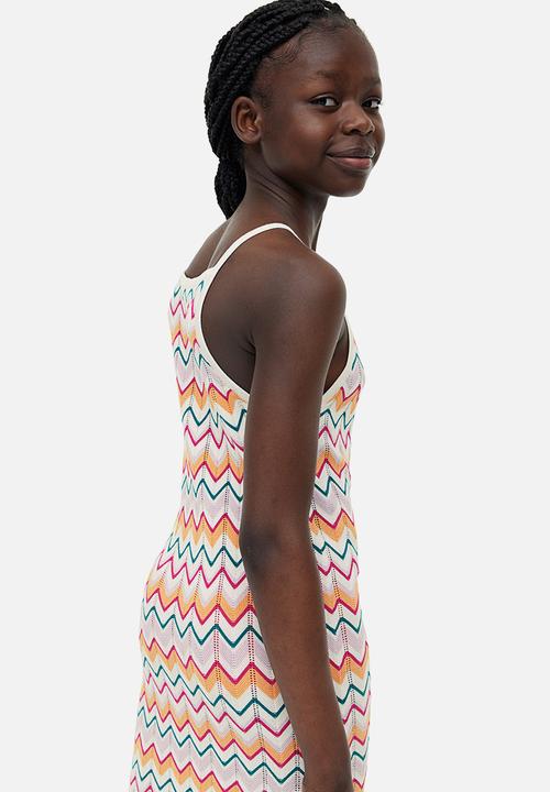 H&M - Crochet-look knitted dress - light orange/patterned