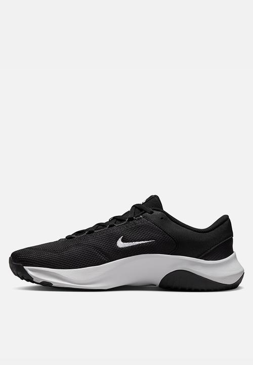 Nike - Legend Essential 3 Next Nature