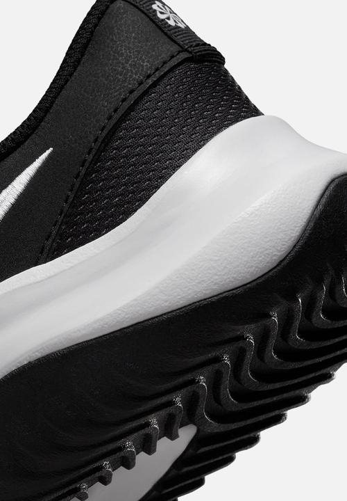 Nike - Legend Essential 3 Next Nature