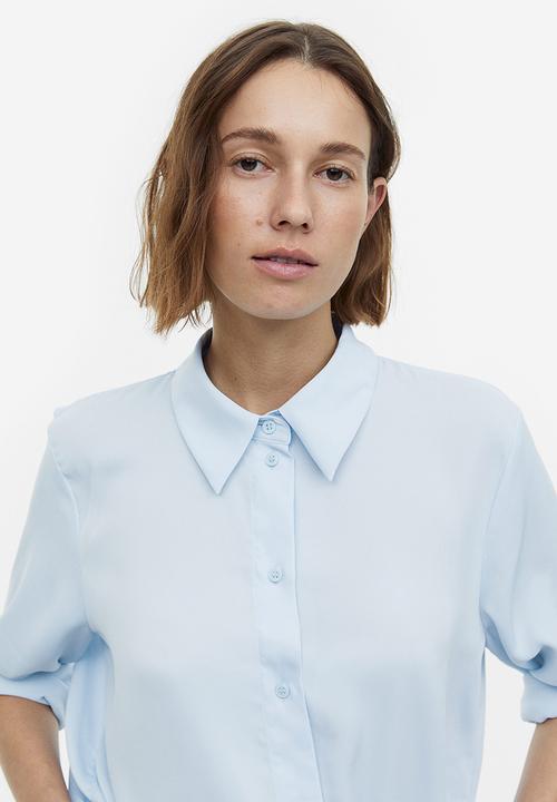 H&M - Pointed collar shirt - light blue 