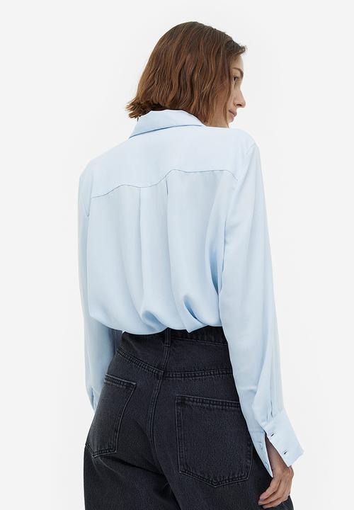 H&M - Pointed collar shirt - light blue 