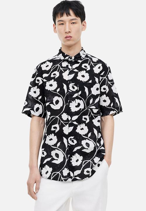 H&M - Cotton shirt regular fit - black floral 