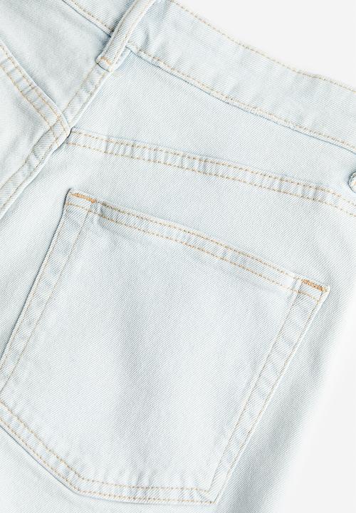 H&M - High-waisted denim shorts - pale denim blue