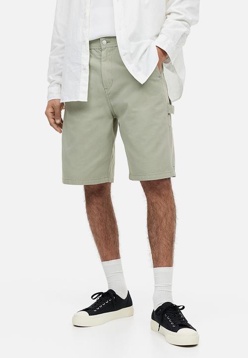 H&M - Relaxed fit worker shorts - green