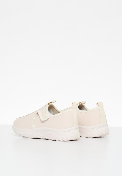 SOVIET - I roman - beige mono