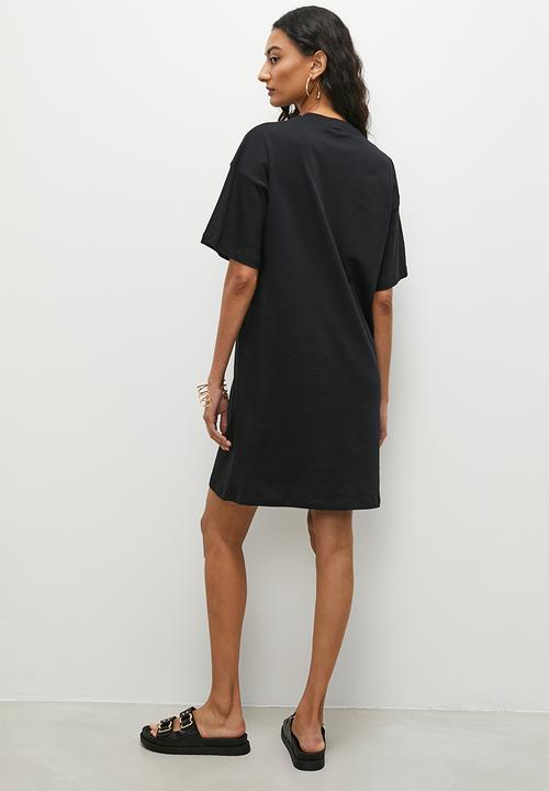 Blake - Drop shoulder t-shirt dress - black