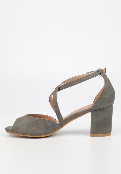 Butterfly Feet - Heather1 blockheel sandal - grey