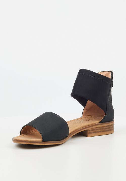 Miss Black - Micah6 strap sandal - black