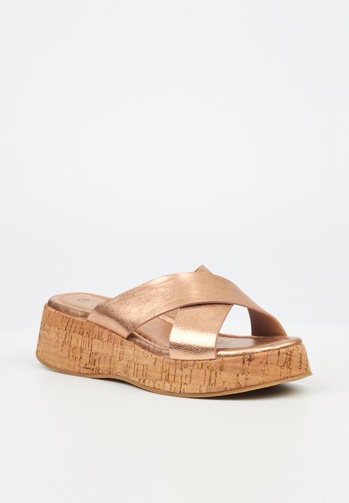 Butterfly Feet - Walker 1 sandal - rose gold