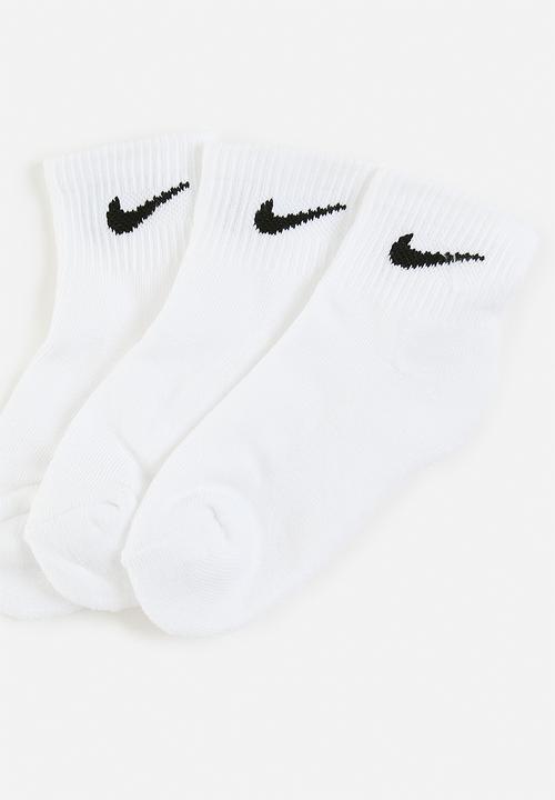 Nike - Nike ankle socks 3-pack - white