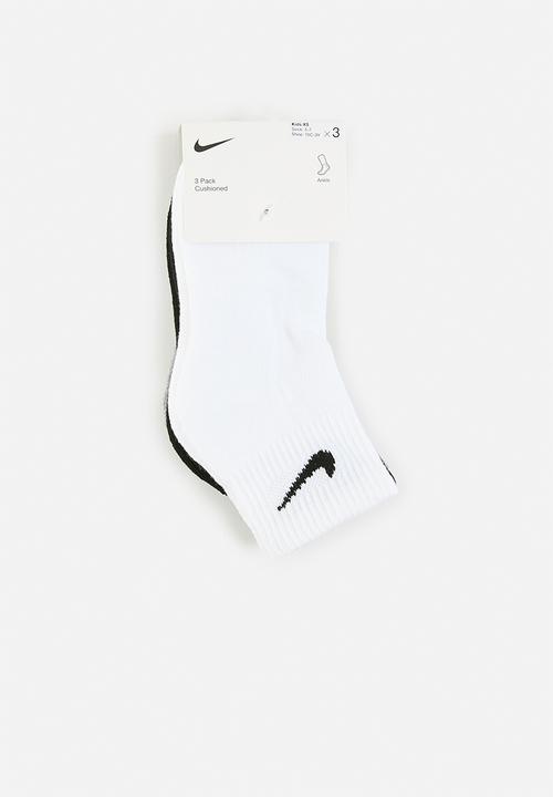 Nike - Nike crew socks 3-pack - multi 
