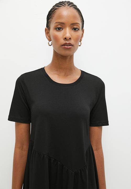 Me&B - Diagonal tee dress - black