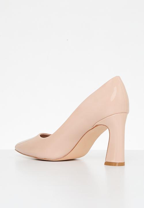 Plum - Blockheel court - beige