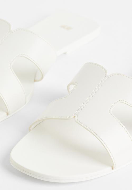 H&M - Slides - white