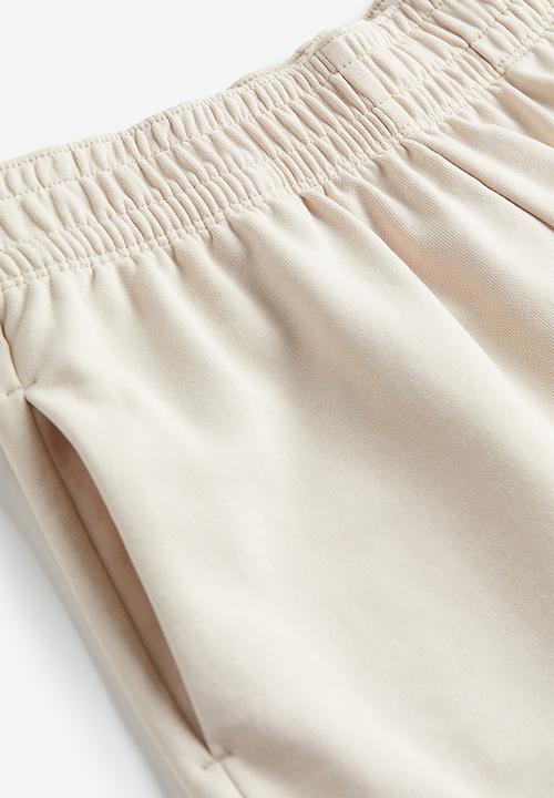 H&M - Sweatshirt shorts - beige