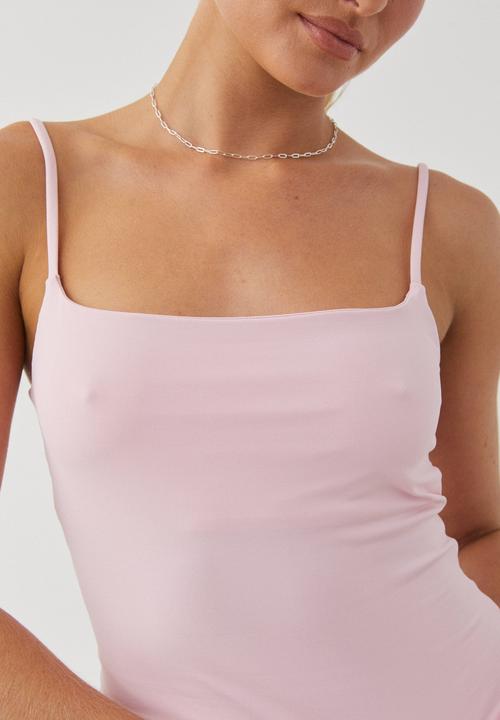 Supré  - Luxe Strappy Cami - Baby Pink