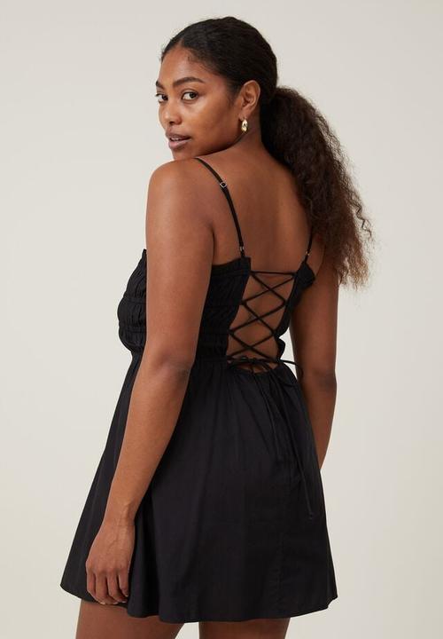 Cotton On - Plus maddy contrast trim mini dress - black