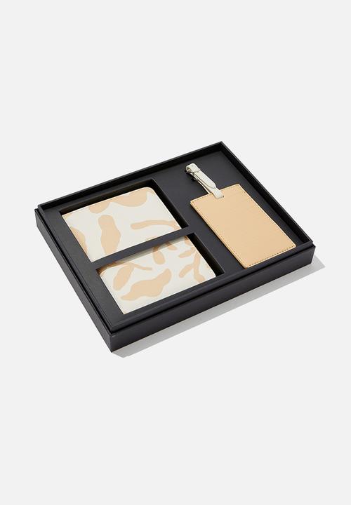 Typo - Off The Grid Passport Holder & Luggage Tag Set - Abstract Foliage / Ecru