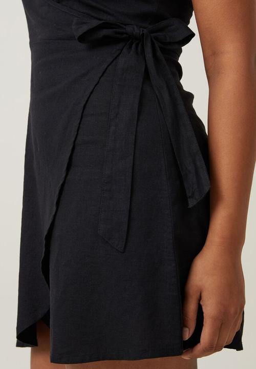 Cotton On - Haven halter wrap dress - black